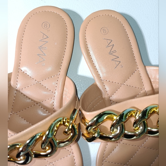Anna Beige Sandals with Gold Chain Accent - Picture 3 of 5